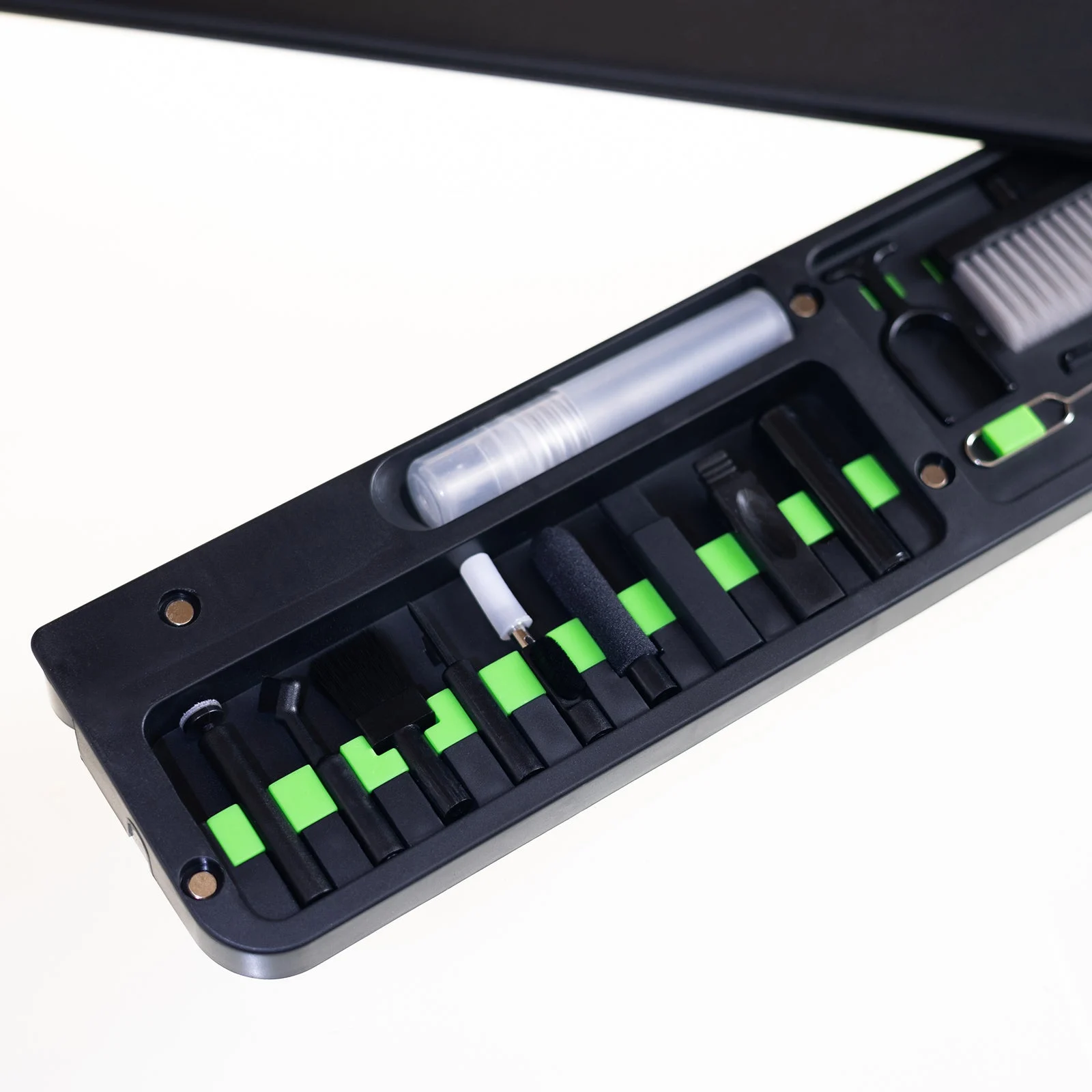 Gamakay Wrist Rest Pad with 21 in 1 Cleaning Tool Kit for 85% / 100% Keyboard 5